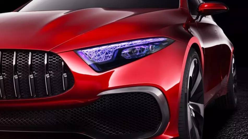 奔驰老总学网红玩自拍，竟