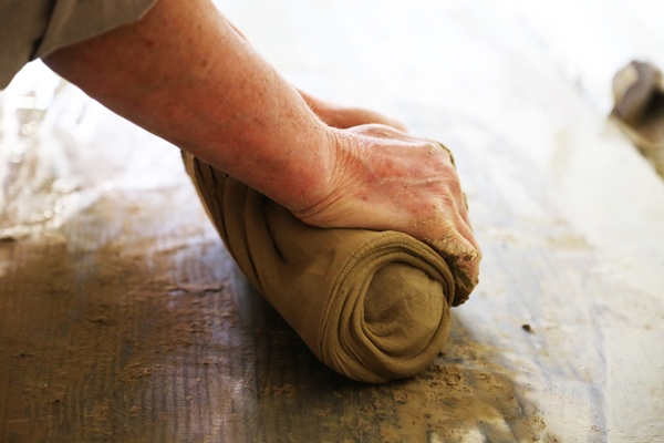 纪检人镜头珠江源头潦浒土陶