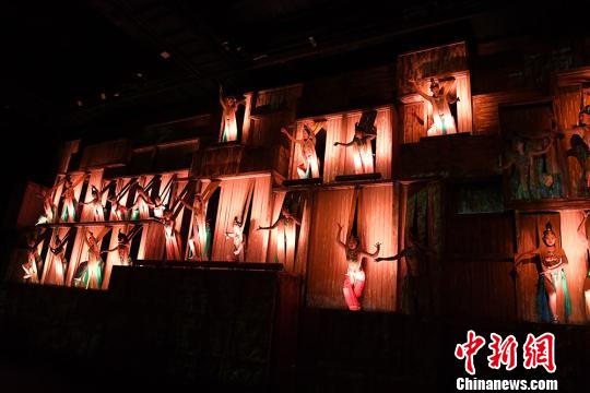 《又见敦煌》让观者“穿越”千年感受丝路文明|杨艳敏|敦煌|又见敦煌_新浪新闻