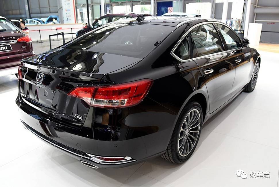 花10万买辆国产车，妹纸上车后以为是100多万的奔驰！太牛逼了！