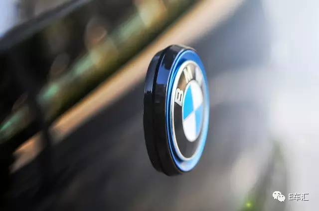 试驾宝马i3升级款 | 里程焦虑症？来来来，我有药