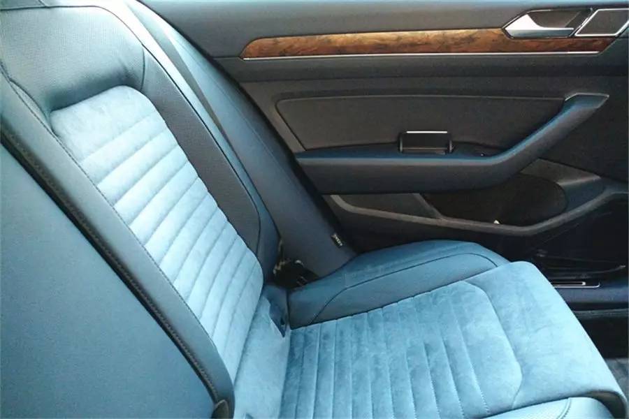 20来万的车那么多，为啥要选迈腾？