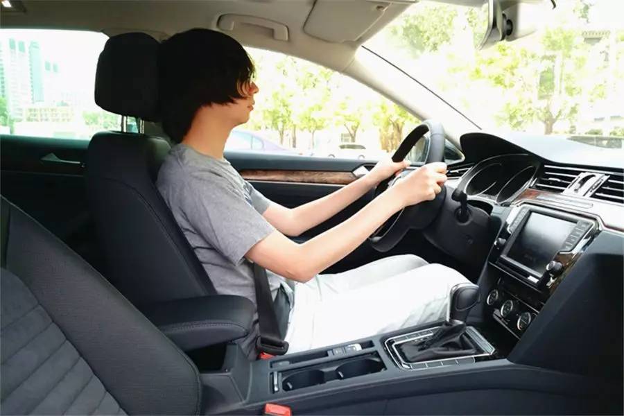 20来万的车那么多，为啥要选迈腾？