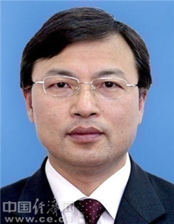 简历常委:施克辉,陈伟东,王衍诗,陈波,杨飞,李在寅,张晓牧,郑仰楷