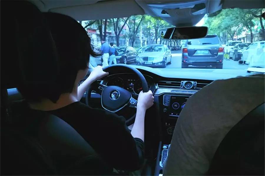 20来万的车那么多，为啥要选迈腾？