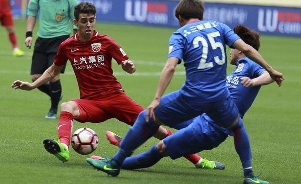 京媒:足球场上不容恶棍,李建滨该被终身禁赛