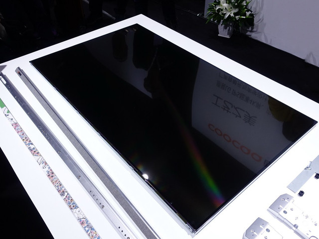 电脑显示器IPS和PLS哪个好 如何选择显示器面板