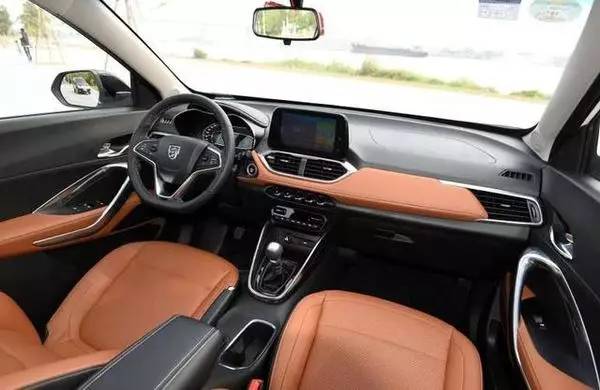 6万元到手人生第一辆车，配置、颜值都在线，你心动了吗？