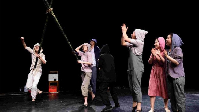 同济红樱剧社原创话剧 拆 夺得第十四届上海市大学生话剧节桂冠 手机新浪网