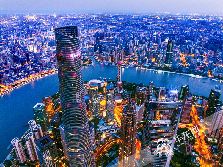 飞越梦想的高度——飞越世界第二高楼,鸟瞰东方明珠塔纪实