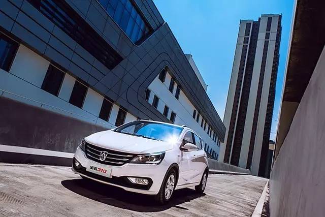 爆款再推爆款，宝骏310这次势要夺得销量冠军
