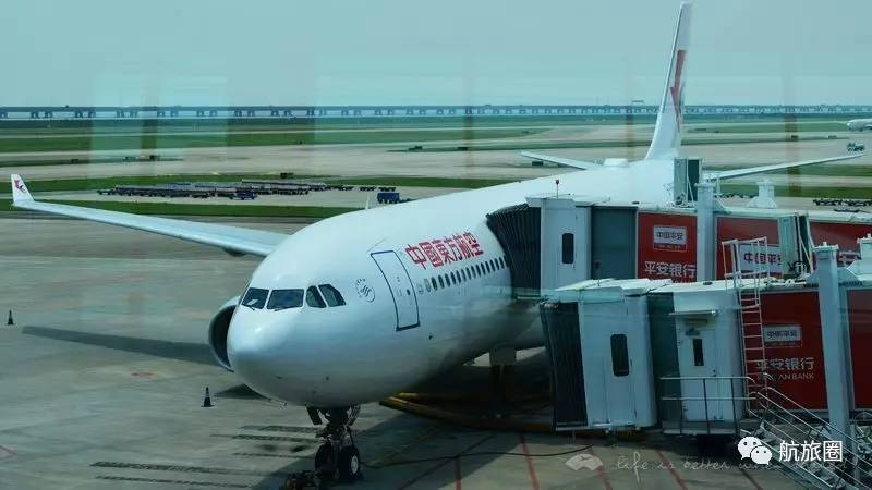 国际五星水准的公务舱什么样东航33l抢先体验