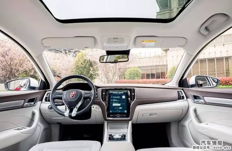 卡罗拉和轩逸总说自己省油，可为何见了这台车瑟瑟发抖