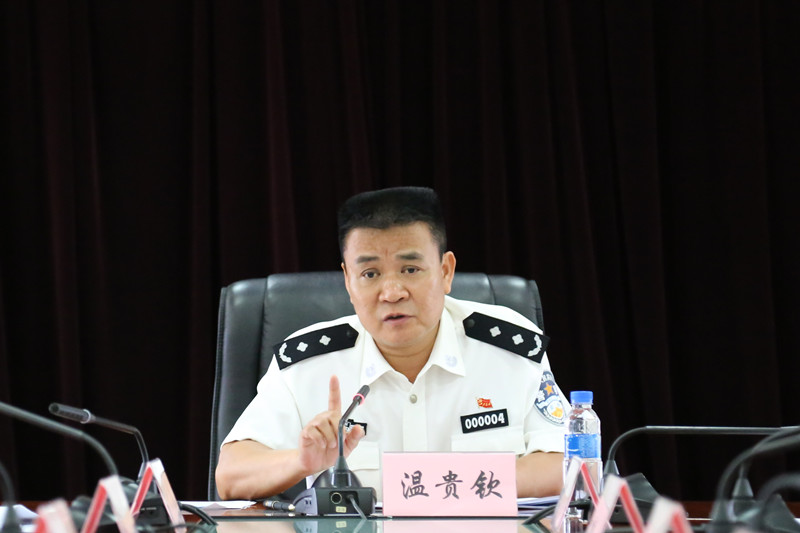 厅党委委员,副厅长,政治部主任温贵钦出席 "三能"达标训练工作专题