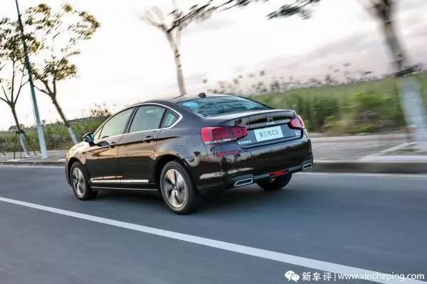 【小新说车】第三代雪铁龙C5：不较真，我们来谈谈法式情趣