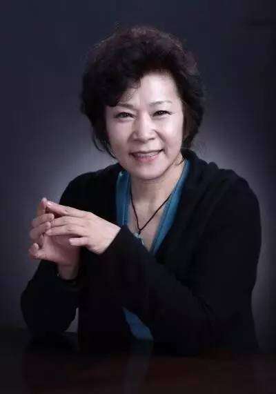 思客参事讲堂丨清华经管院院长钱颖一在这个高考季如约而至