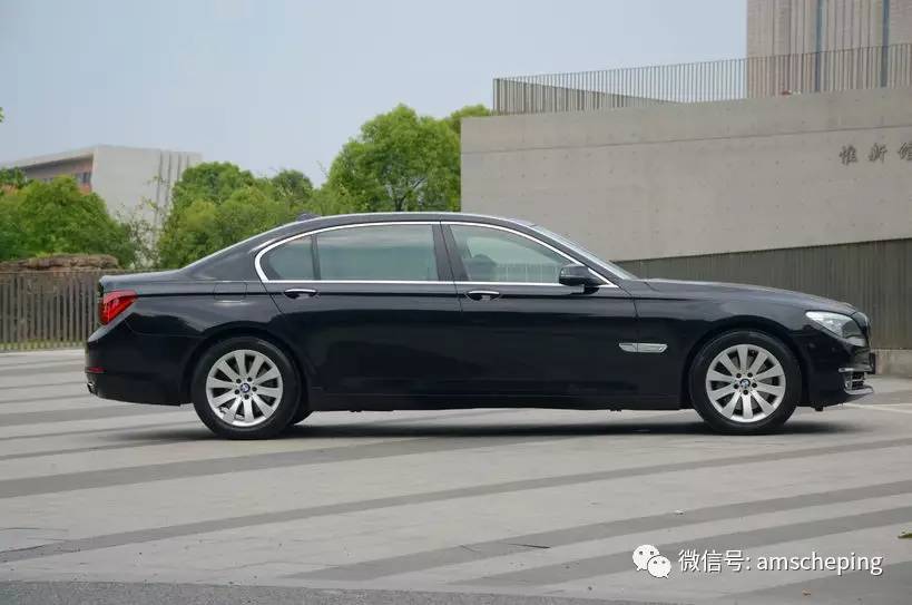 老7系挑战改款XJ，胜负难分！