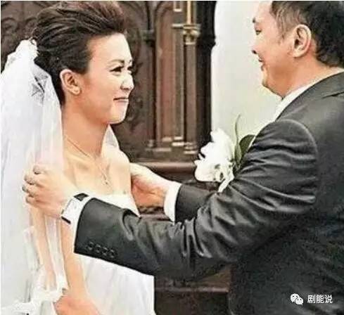 猝不及防她就离婚了……网友:我都不知道她结婚了