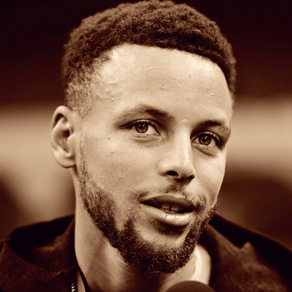 库里:做好防守 让观众安静 并赢下比赛的感觉很棒