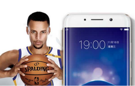 绿厂傍明星蓝厂捧赛事 两大手机商的品牌策略