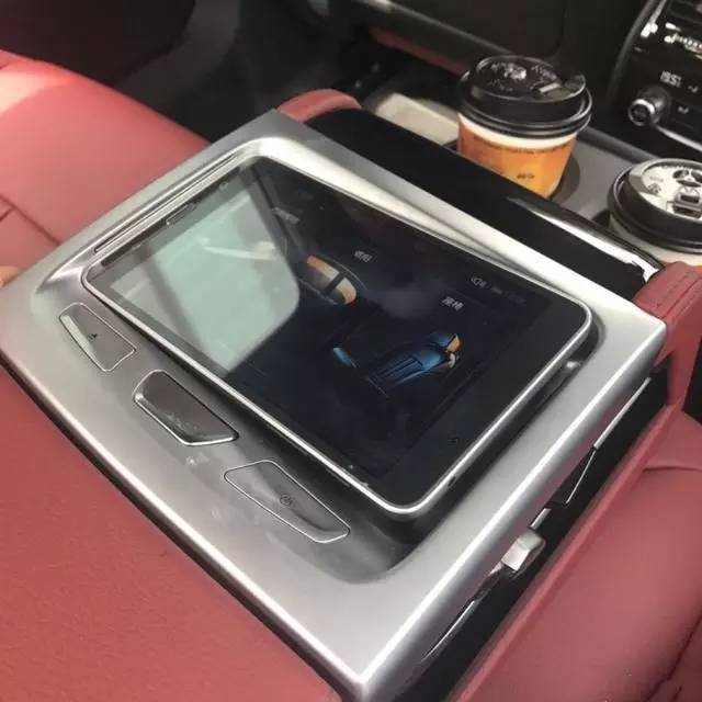 全新5系进一步感受！操控安稳，后排超棒但有bug！