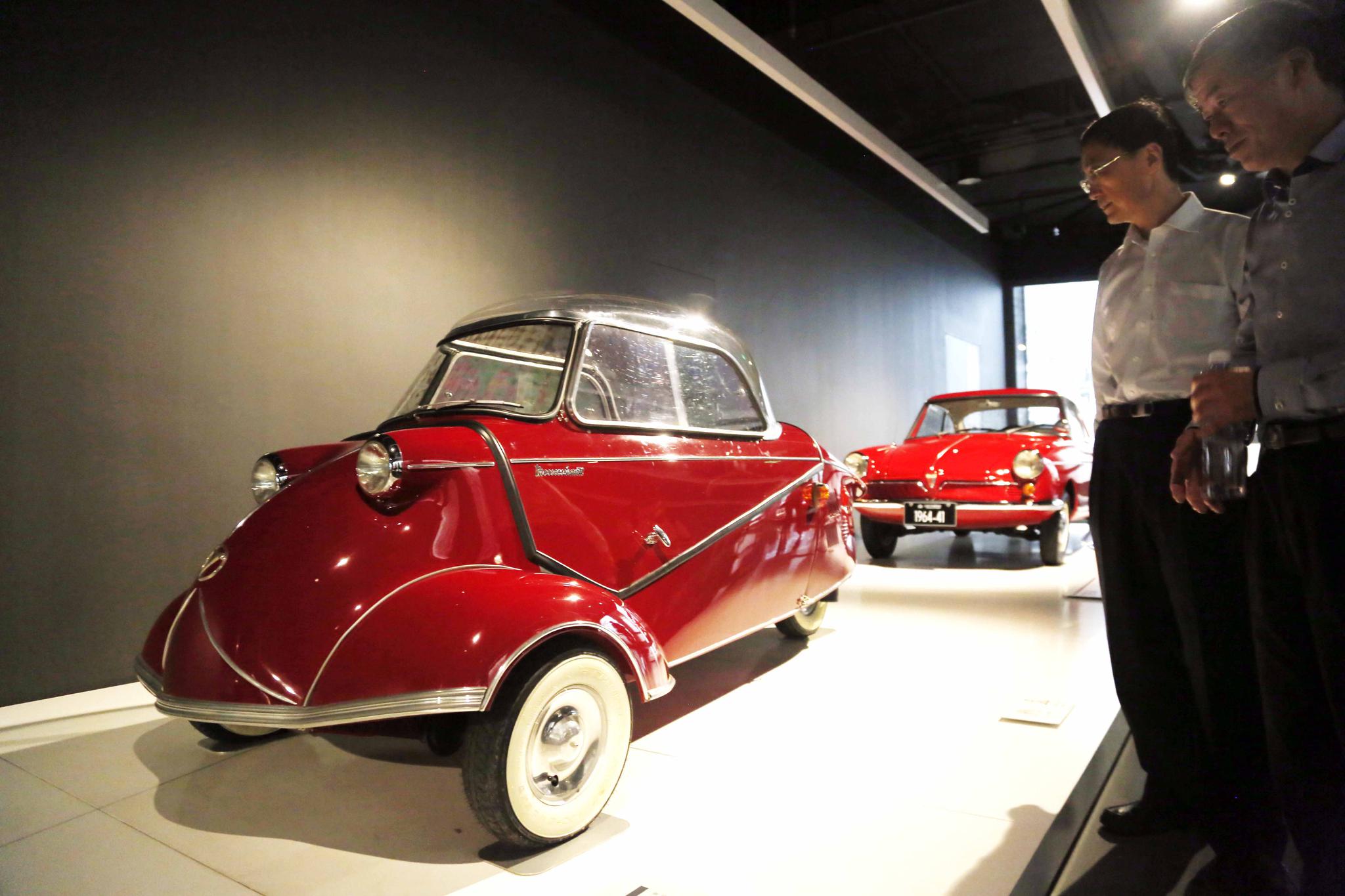 见证百年历史,最早的汽车竟是一辆奔驰三轮车