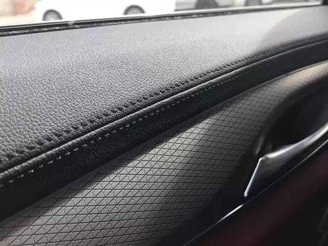 全新5系进一步感受！操控安稳，后排超棒但有bug！