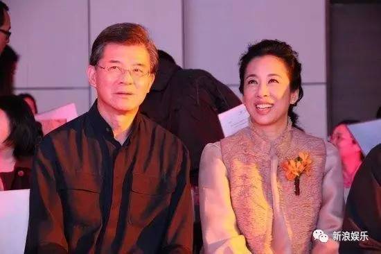 两度嫁入豪门！50岁还能找到真爱！郭晶晶婆婆也太好命了吧？