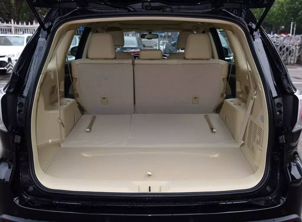 城市SUV拉去越野，姿态为何会如此狼狈？