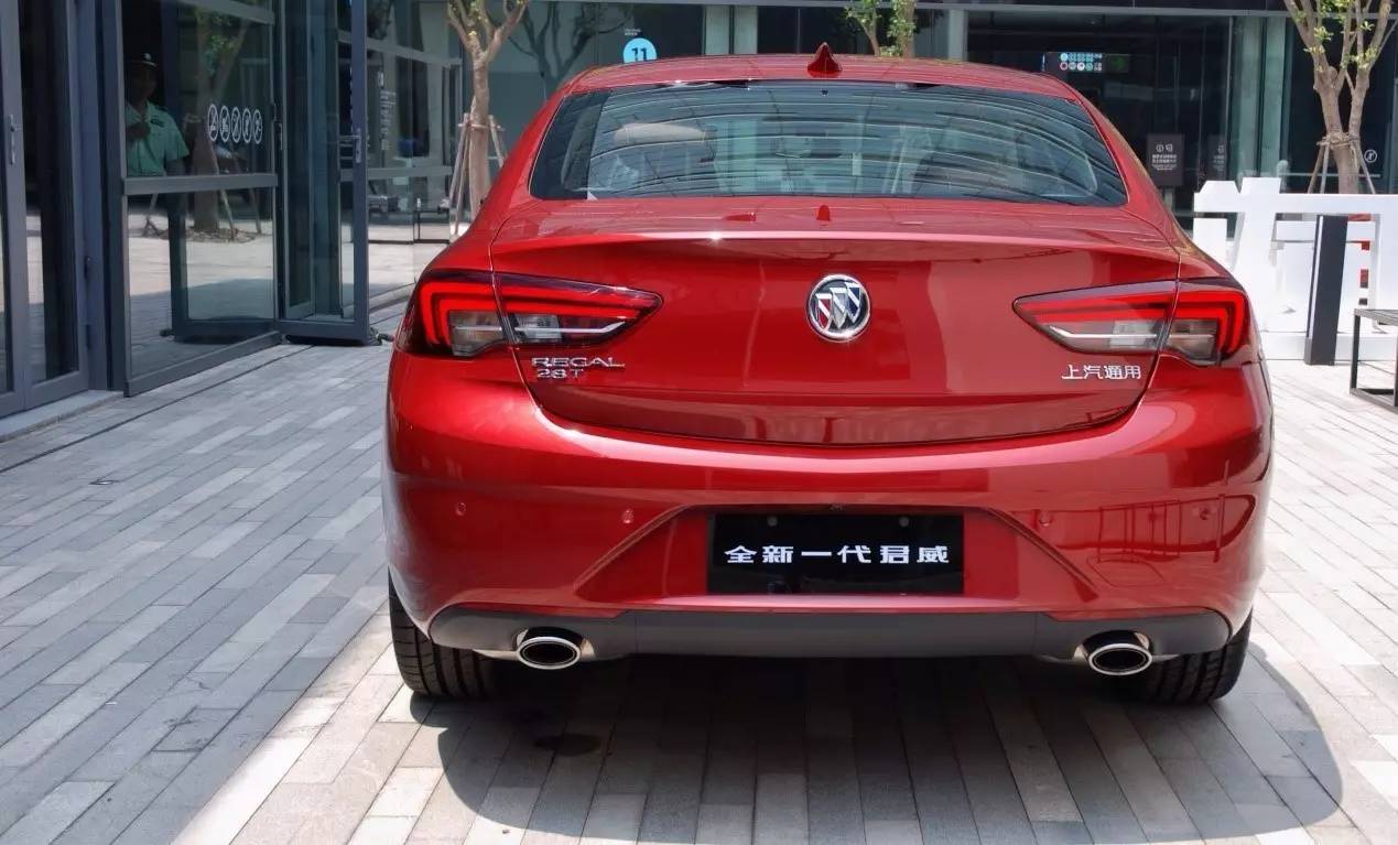 卯上宝马3系静态探究全新一代君威