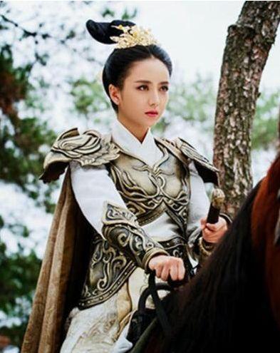 女星演绎的古代女将军形象中,赵薇最逼真,冰冰帅进好莱坞!|将军|女星|赵薇_新浪新闻