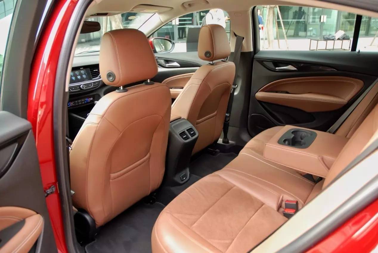 卯上宝马3系？静态探究全新一代君威