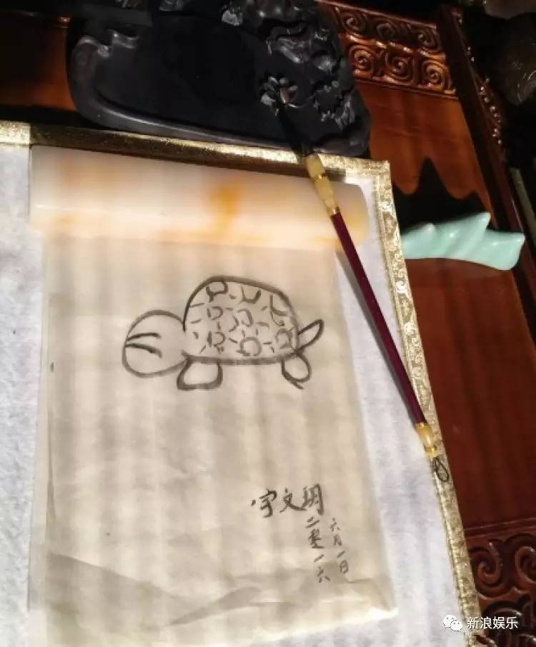 赵丽颖一定是被林更新带坏的...你萌的良心不会痛嘛？？？