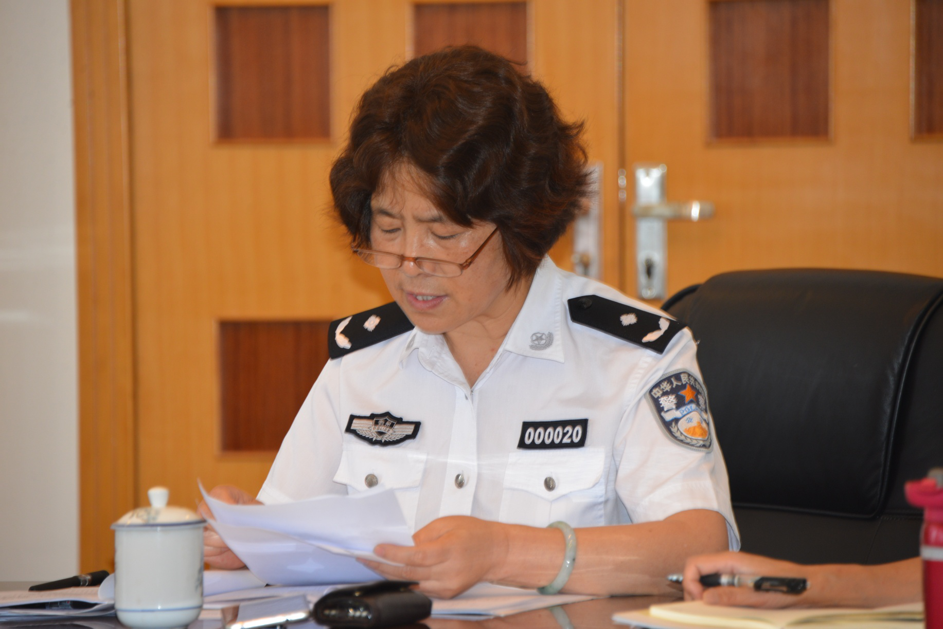 刘丽娜局长带头,汤龙副局长,曾银副局长,肖萍副局长,魏昌银副局长结合