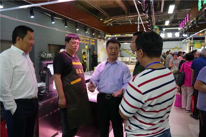 市商务局在东北亚生鲜超市首次进行肉菜流通追