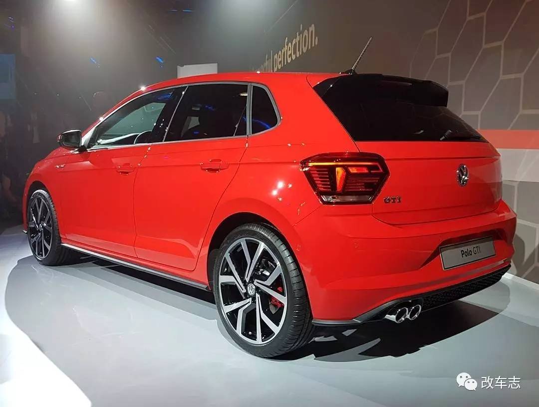 大众终于良心发现了，10几万的POLO装了30几万车才有的配置！