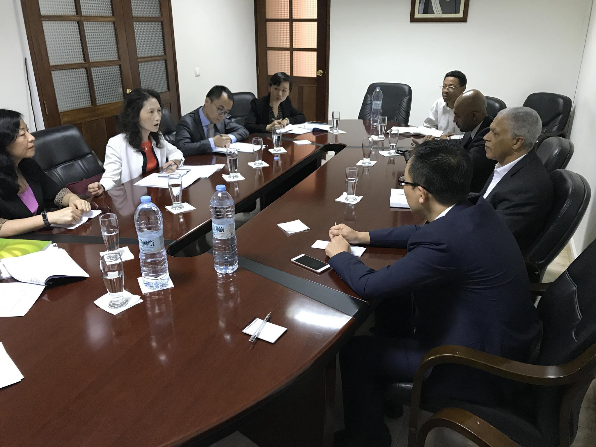 佛得角经济部长会见商务部代表团