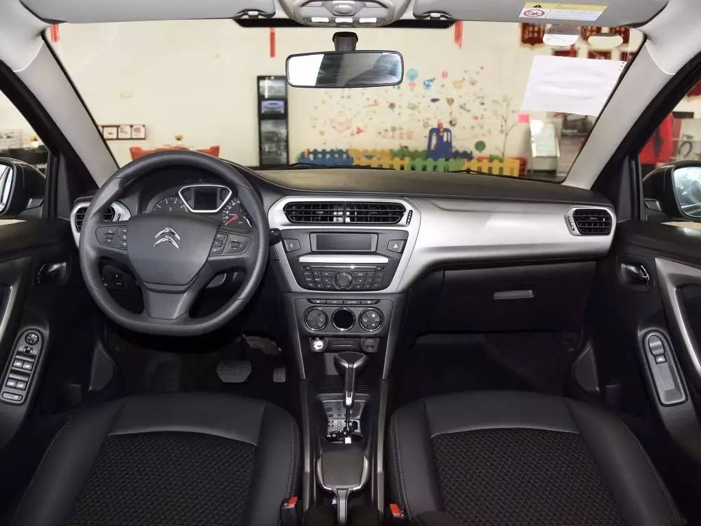 8.38万起，最便宜的欧系轿车之一，还能优惠1万以上！