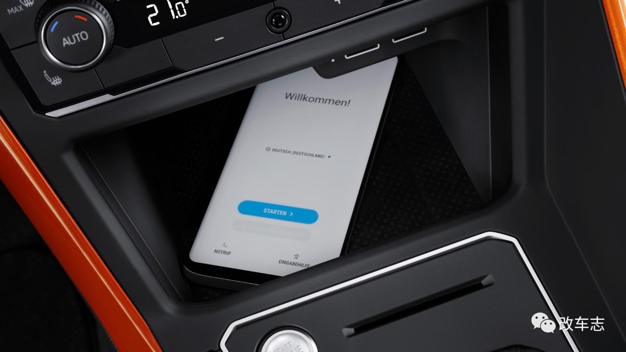 大众终于良心发现了，10几万的POLO装了30几万车才有的配置！