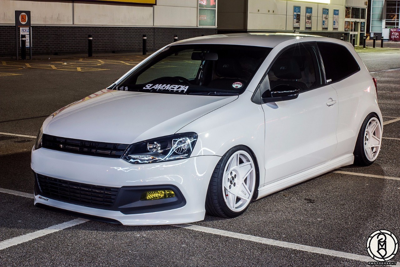 大众终于良心发现了，10几万的POLO装了30几万车才有的配置！