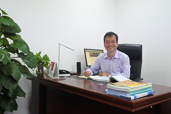 数学学院(珠海)赵育林院长记者(以下简称"记"):在2017中山大学国际