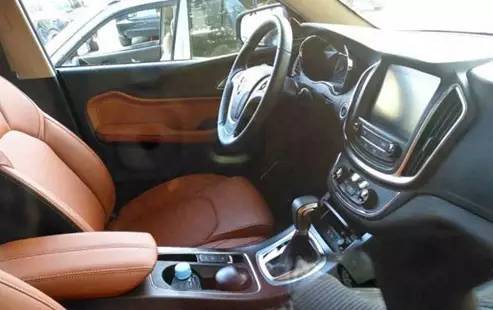 【快餐】搭1.5T+DCT 宝骏560自动挡动力信息曝光