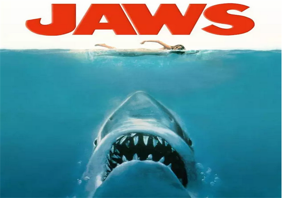 人类游泳比赛已无法满足菲尔普斯挑战大鲨鱼