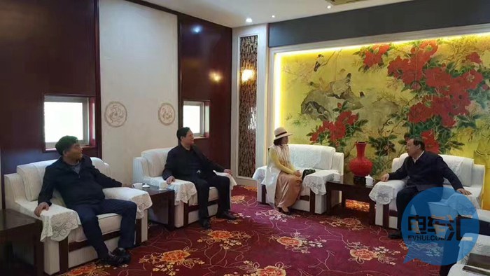 根据该说明,江特收购九龙汽车 100%股权交易分三步实施,公司第一次以