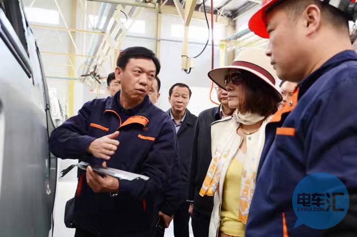 银隆到"九龙"买车,26亿订单透视董小姐&刘强东秘约