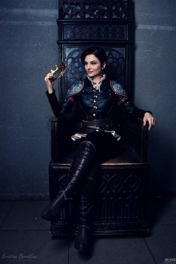 巫师3席安娜神级cos女公爵高贵美艳妩媚迷人