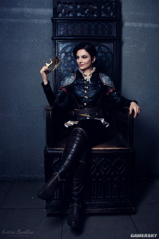 巫师3狂猎席安娜完美cos腹黑女公爵美艳动人