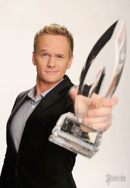 老爸老妈浪漫史里的巴尼史廷森,也是爱情公寓里吕子乔的角色原型,尼尔