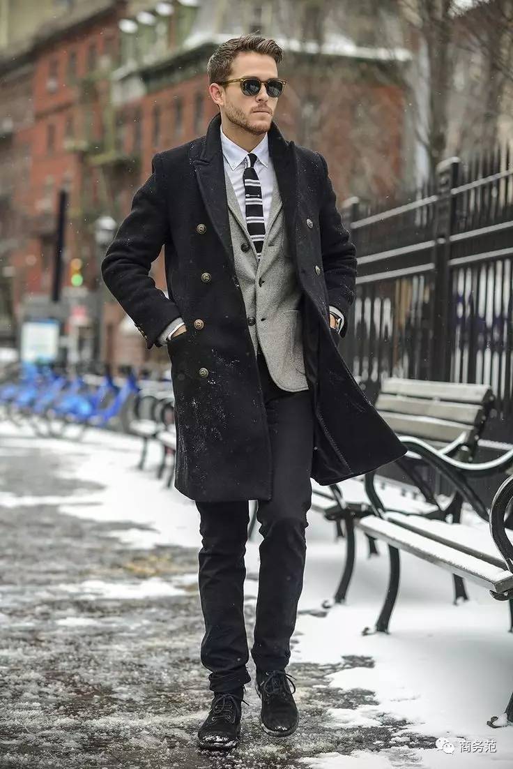 纵观adam gallagher的博客,堪比在阅读一本美国精致型男的时尚进化史.