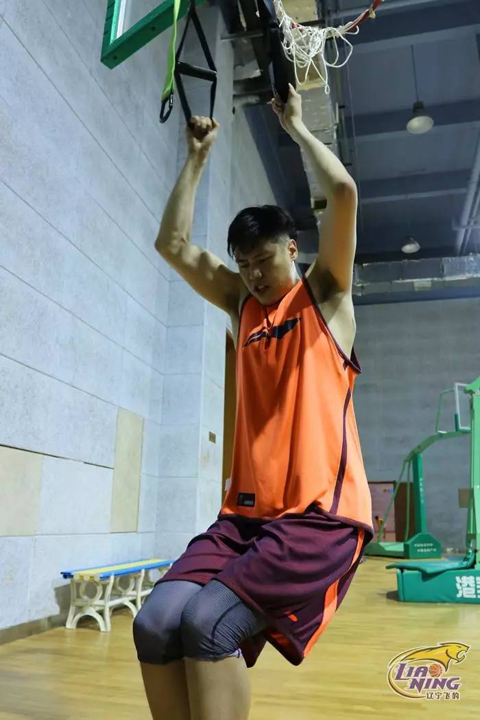 辽宁男篮:贺天举恢复尽在掌握 训练吃小灶_cba_新浪竞技风暴_新浪网